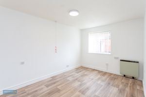 Bedroom- click for photo gallery